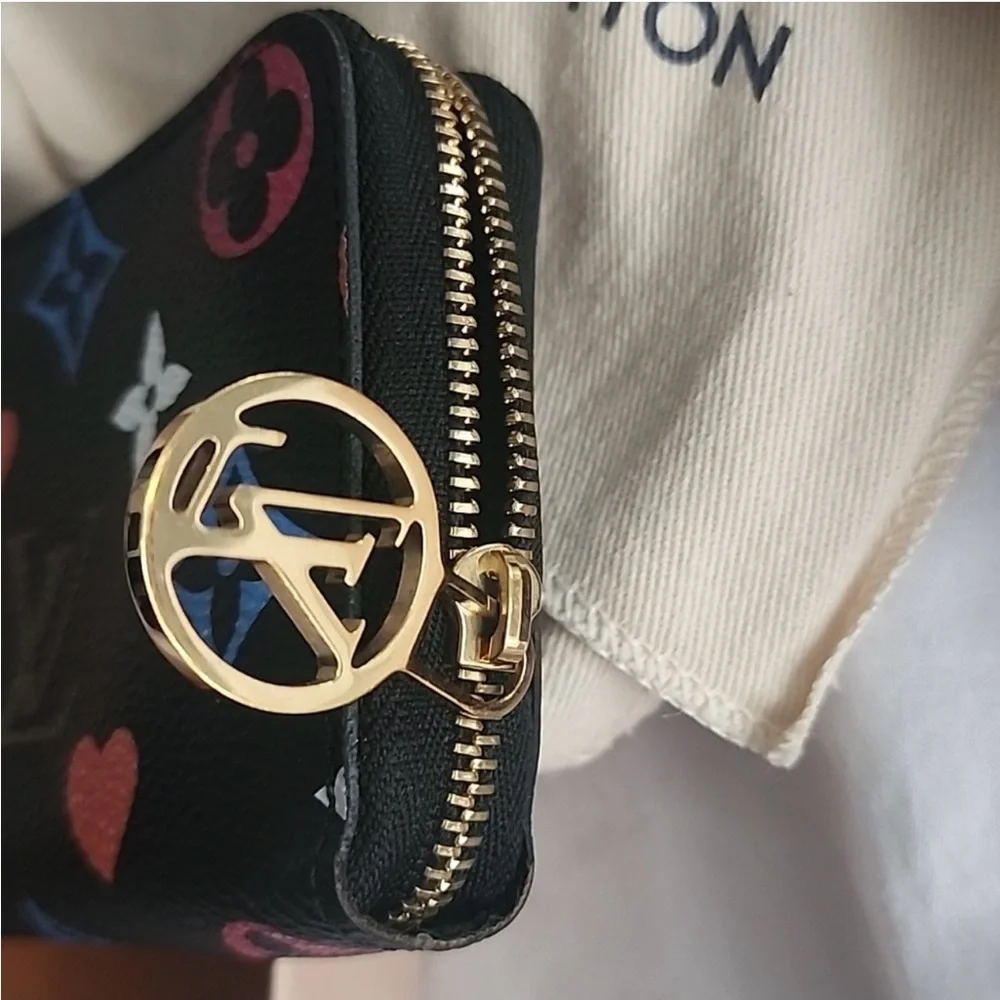 Louis Vuitton Game On Zippy Coin Purse - Picture 2 of 6
